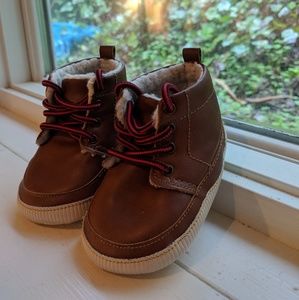 Baby Gap - 6 - 12 months - Crib shoes